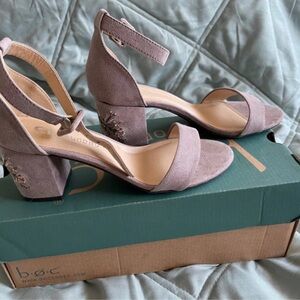 CL by Laundry Women's Mauve Block Heel Sandals